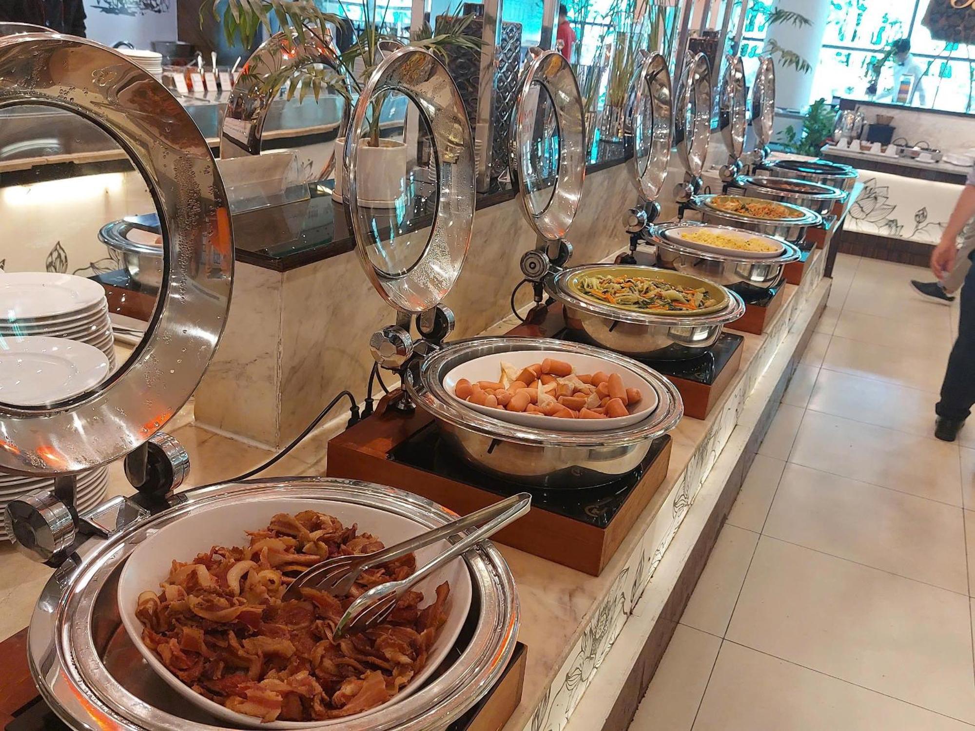 Palace Saigon 4*